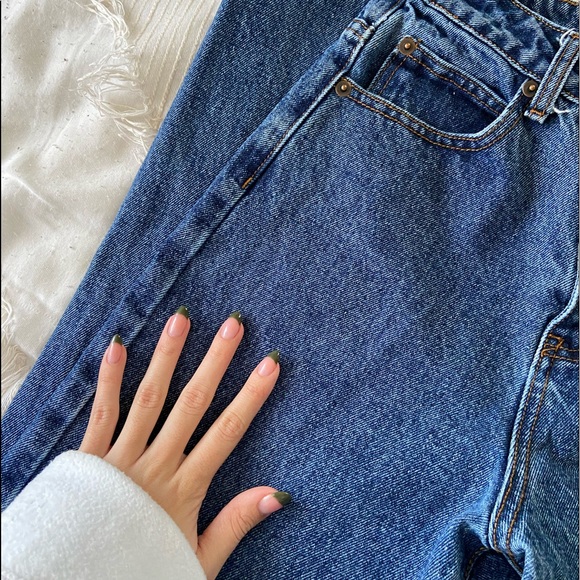 Princes Polly Tyler Mom Jean Dark Wash - Picture 3 of 5